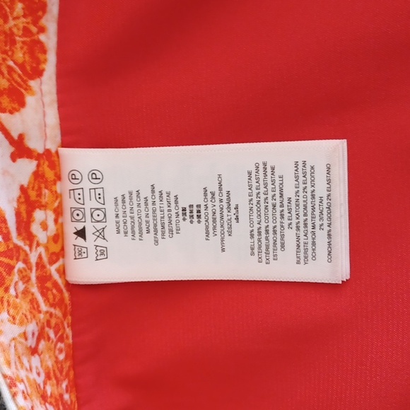 Michael Kors Clementine Mini Skirt, lined, size 10, fits true to size, 17" long - Picture 5 of 5